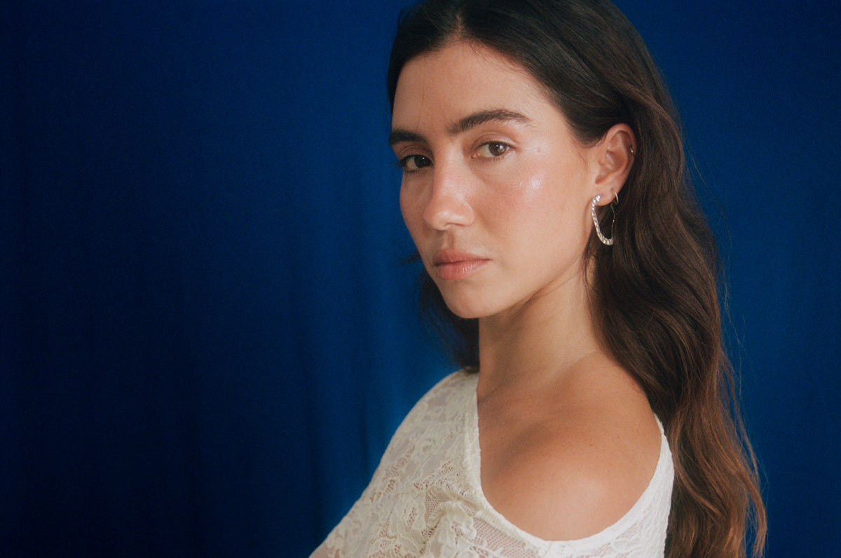 Paulette Hoops 01