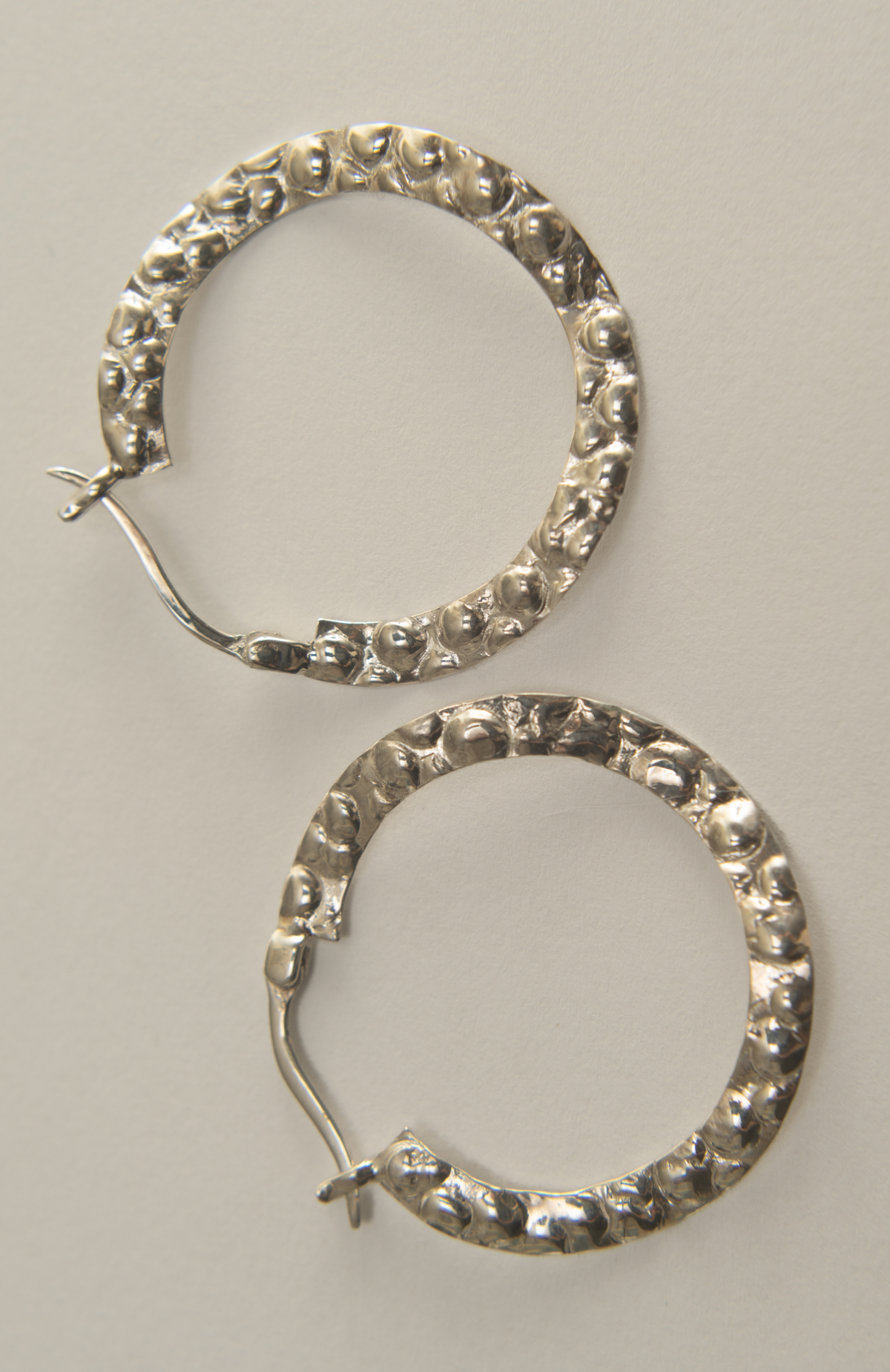 Paulette Hoops 01