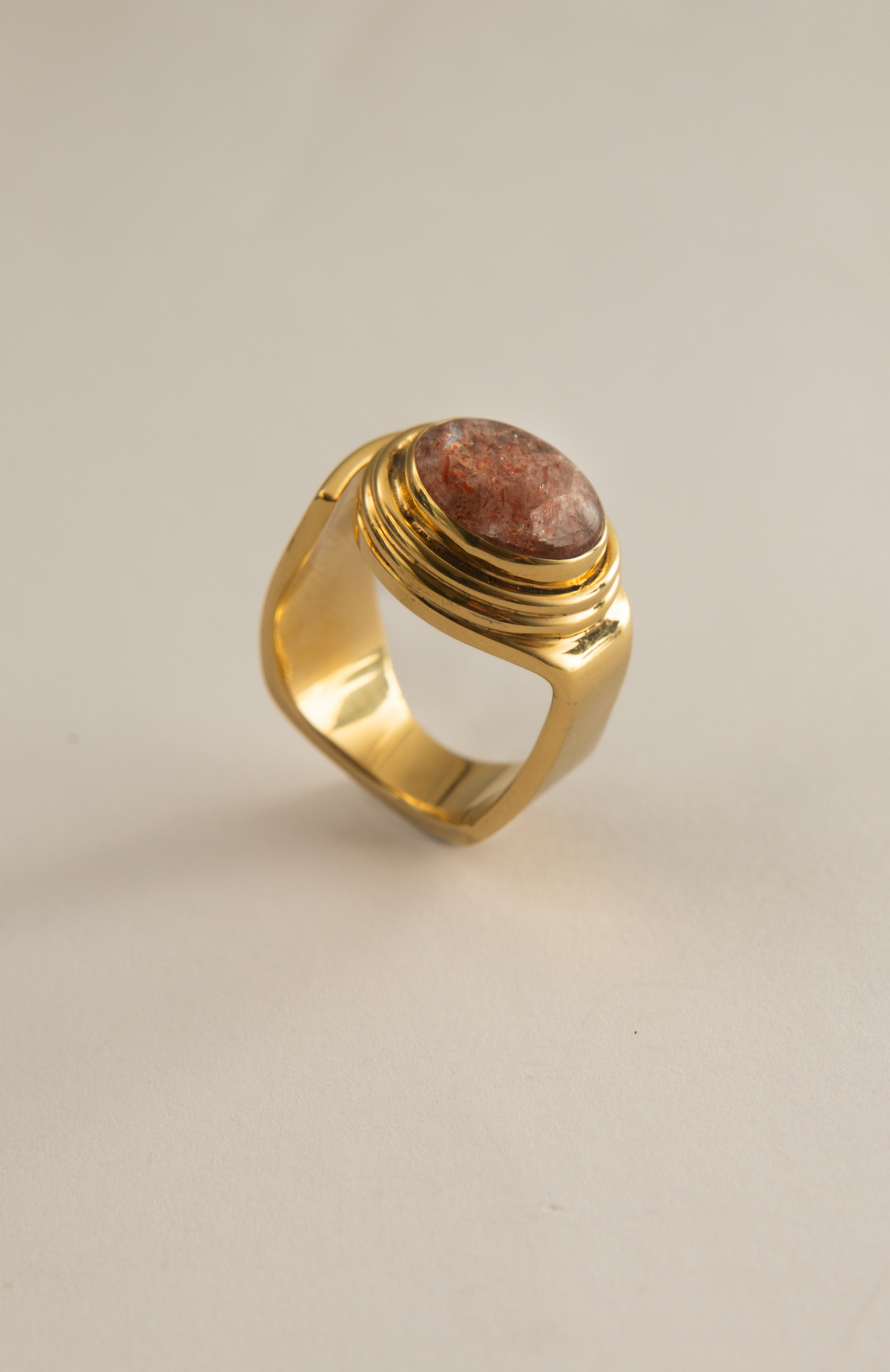 Fragments Ring 03 - Sun Stone